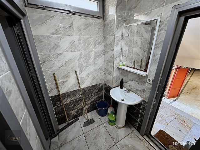 GÖK ORYAPTAN SATILIK DEMİRKAPI CAD. ÜZERİNDE ASANSÖRLÜ OFİS! - Görsel 16