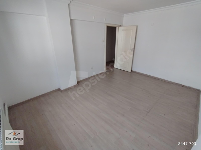 KARŞIYAKA GİRNE BULVARINDA 3 CEPHE 3+1 FERAH KİRALIK DAİRE - Görsel 30