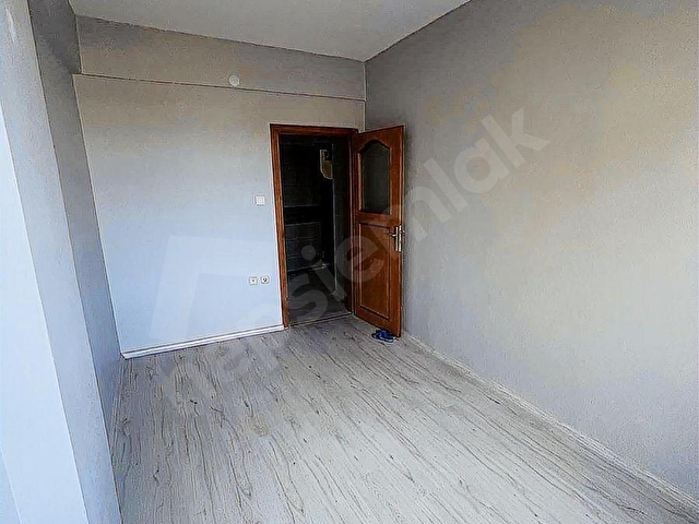 KORU EMLAKTAN YENİLENMİŞ 2+1 DAİRE 12.5M2 ARSA PAYLI - Görsel 19
