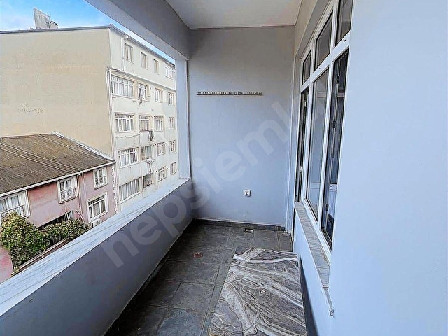 KORU EMLAKTAN YENİLENMİŞ 2+1 DAİRE 12.5M2 ARSA PAYLI - Görsel 10