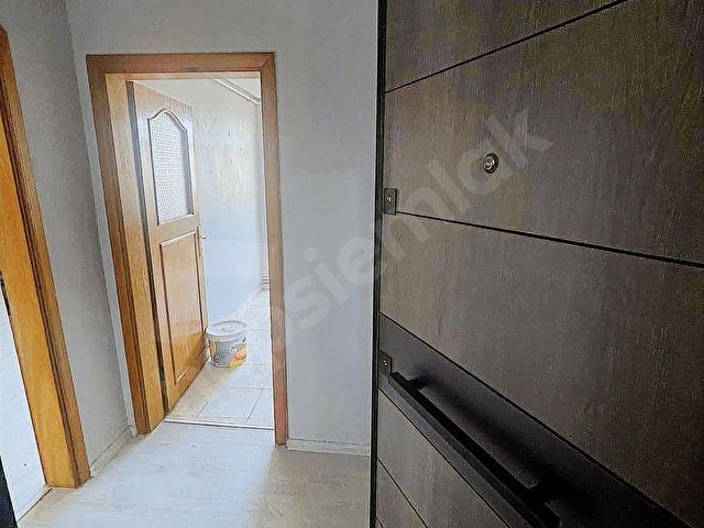 KORU EMLAKTAN YENİLENMİŞ 2+1 DAİRE 12.5M2 ARSA PAYLI - Görsel 4