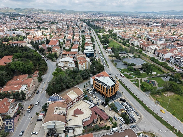 CB KİNGDEN İZMİR YOLU ÜZERİ ULTRA LÜKS KİRALIK OFİSLER