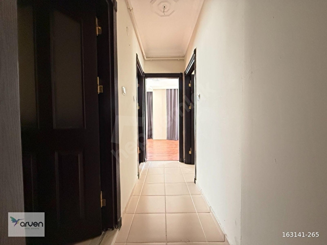 Cağaloğlu Caddesine Cephe Geniş Teraslı 1+1 Kiralık - Görsel 9