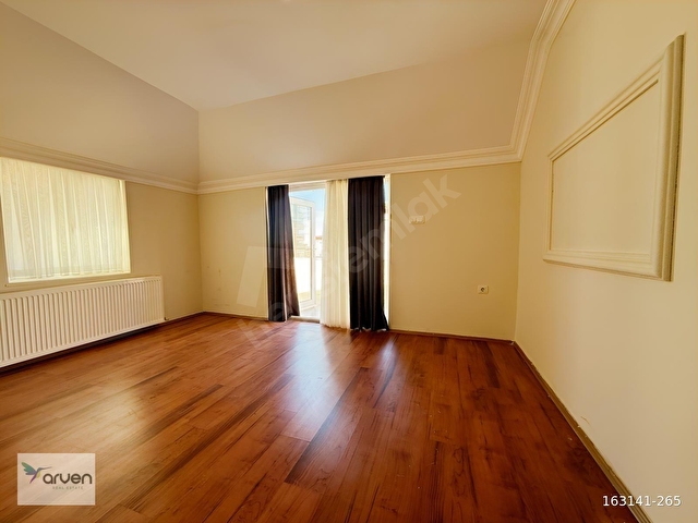 Cağaloğlu Caddesine Cephe Geniş Teraslı 1+1 Kiralık - Görsel 4