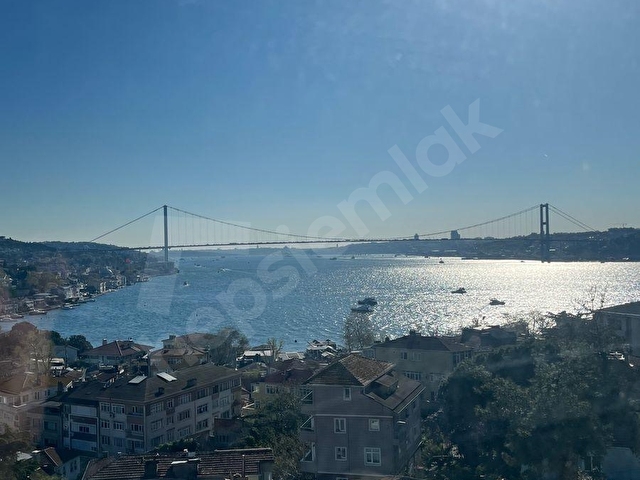 Çengelköy’de Muhteşem Boğaz Manzaralı Boş  3+1 Satılık Daire