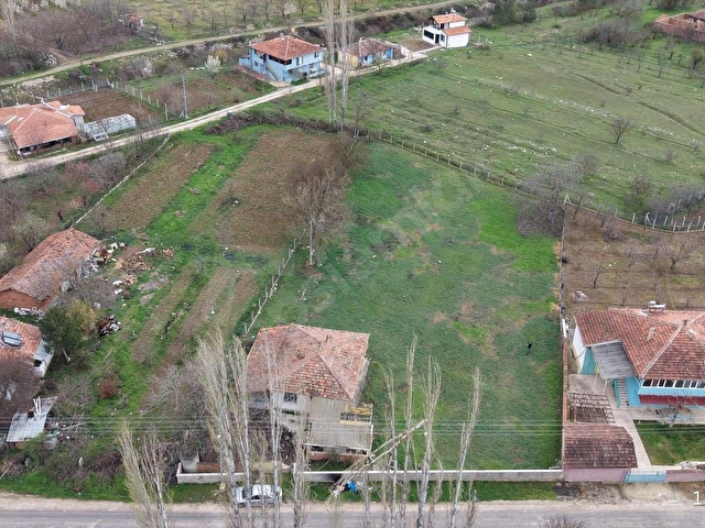 DEĞİRMENDERE KÖYÜNDE 1305 M2 SATILIK ARSA YOL KENARI - Görsel 9
