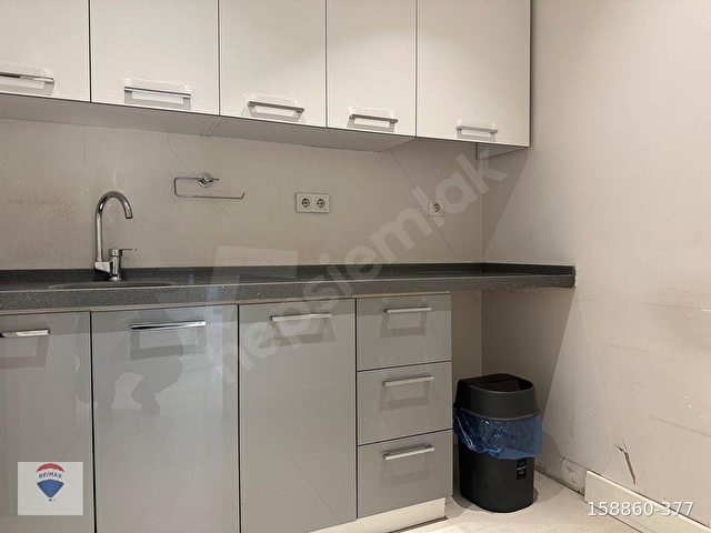 Ataköy Towers E-5 Üzeri Kiralık 5+2 Prestijli İşyeri88 - Görsel 15