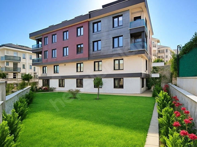 SİEMDEN KISA KATLI YAŞAM VADİSİNE YAKIN BAHÇE KULLANIMLI 2+1 !!