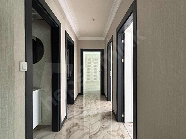 BARUT EMLAKTAN ELİT SİTEDE 180M2 G.ODALI YAPILI 4+1 FIRSAT DAİRE - Görsel 16