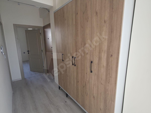 KARŞIYAKA DA NOKTA KONUM 1+1 KİRALIK LÜKS DAİRE - Görsel 11