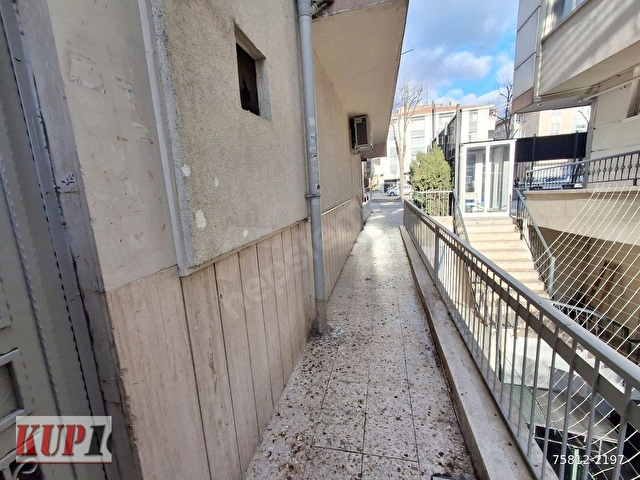 Y.ETLİK CADDESİNDE 3+1 GÜNEY BATI CEPHE ORTA KAT MERKEZİ KONUMDA - Görsel 2