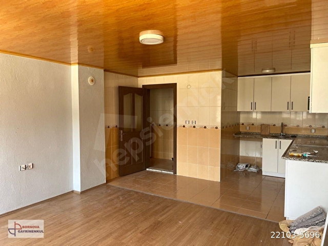SYMIRNA MEYDANINDA 1+1 BAYAnlara  KİRALIK DAİRE - Görsel 10