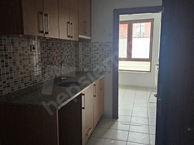 CUMHURİYE MAHALLESİNDE  1+1 KİRALIK DAİRE - Görsel 5