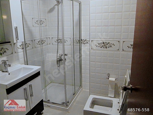 DİKİLİTAŞ EREN SOKAKTA, DÜZ GİRİŞ, 90m2 NET DÜKKAN & OFİS & BÜRO - Görsel 3