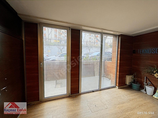 DİKİLİTAŞ EREN SOKAKTA, DÜZ GİRİŞ, 90m2 NET DÜKKAN & OFİS & BÜRO - Görsel 5