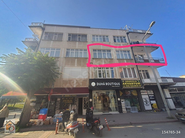 ÇARŞI MERKEZDE SATILIK 3+1 DAİRE