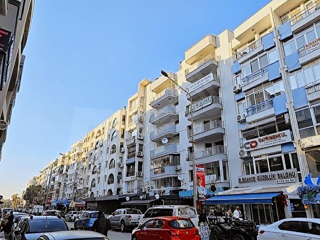BOSTANLI CEMAL GÜRSEL CADDESİNDE SATILIK ASANSÖRLÜ 3+1 DAİRE - Görsel 27