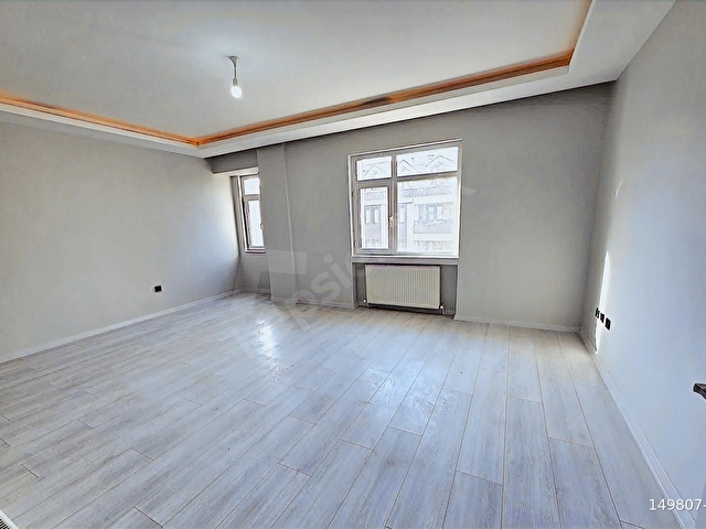 AKYAZIDA MERKEZİ KONUMDA GENİŞ 4+1 SATILIK DAİRE - Görsel 21