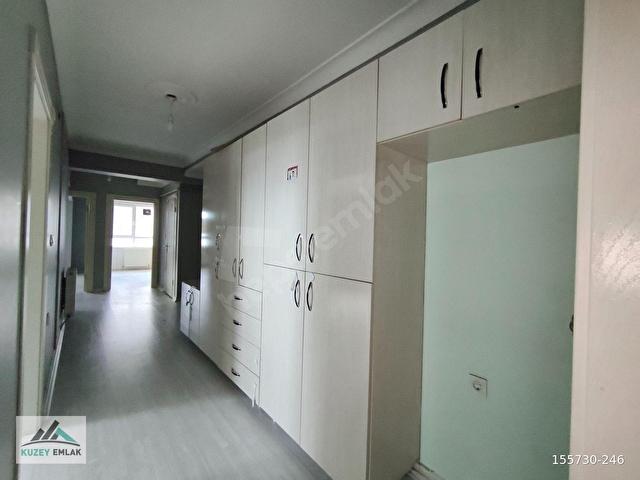 KUZEY EMLAKTAN MERKEZİ KONUMDA ULAŞIMA MARKETE YAKIN 3+1 DAİRE - Görsel 28