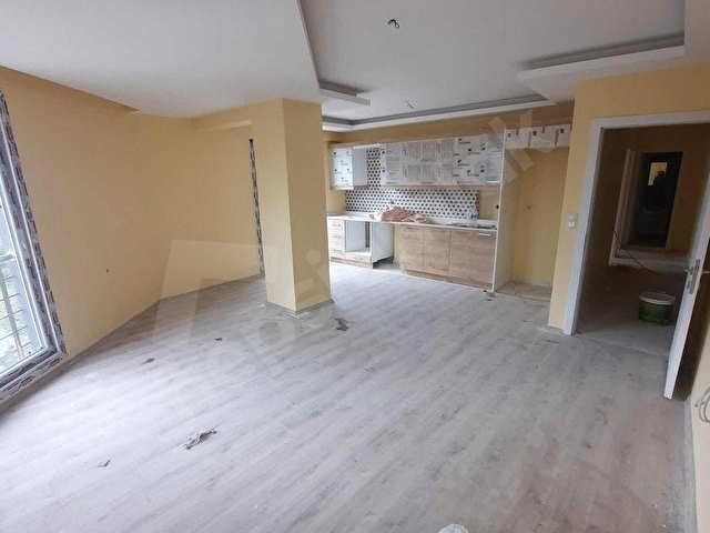 ÇEKMECE ÜST GEÇİDİNE ÇOK YAKIN SATILIK DAİRE - Görsel 2