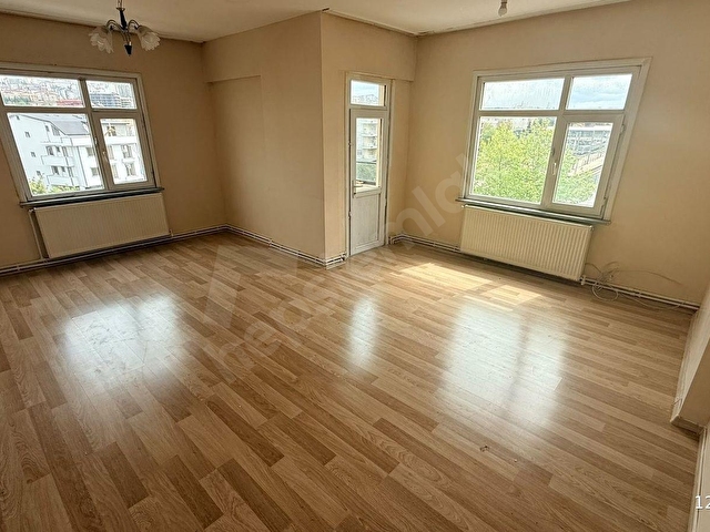 MARMARAYIN DİBİNDE KAÇIRILMAYACAK YATIRIM FIRSATI 2+1 DAİRE - Görsel 2