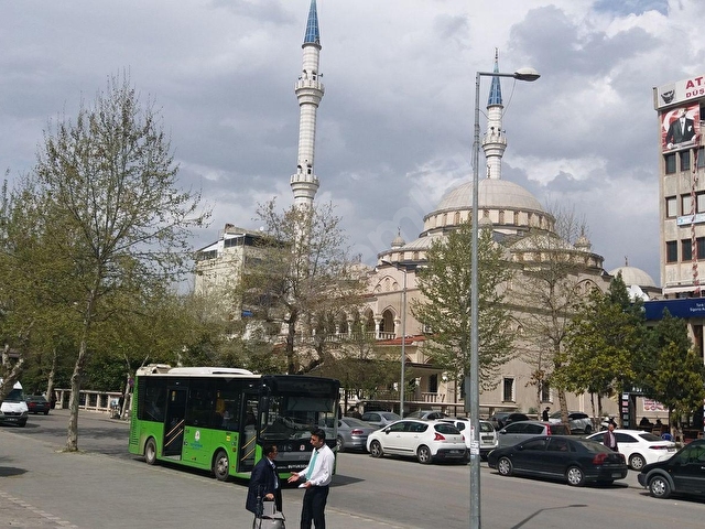 SAHİBİNDEN KİRALIK DÜKKAN  BAYRAMYERİ BABADAĞLILAR ÇARŞISINA VALİLİĞE ULU CAMİYE YAKIN  ULU ÇARŞI - Görsel 12