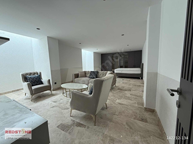Yalıkavakta site içinde müstakil havuzlu 6+2  kiralık villa - Görsel 25