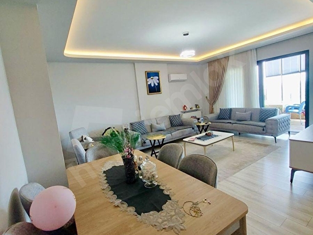 Kesintisiz Manzaralı, Güney Cephe 3+1 Satılık Fırsat Daire - Görsel 16