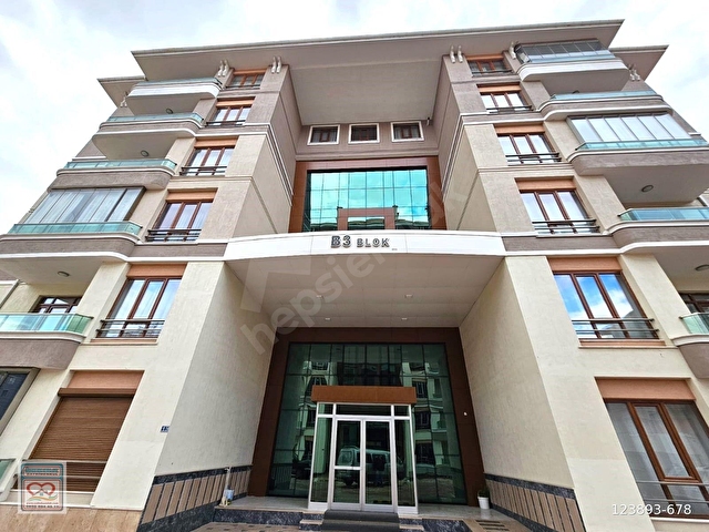 ÖZDEDEDEN SATILIK KEYKUBAT KONUTLARI ARAKAT SİTE İÇİ 3+1DAİRE