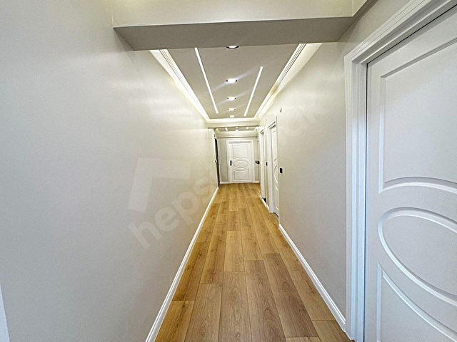 NEHTERÇEŞME METROBÜS YAKIN 3+1 TEMİZ 145M2 DEKORLU SATILIK DAİRE - Görsel 23