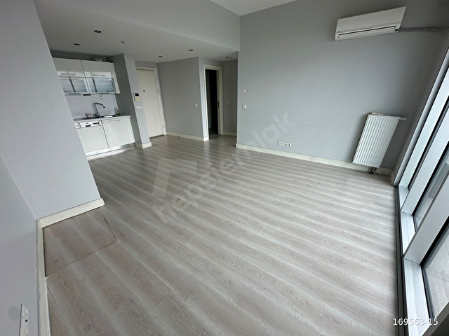 BATIŞEHİR HİRADAN SATILIK 1+1 HAZIR YÜKSEK KAT TEMİZ DAİRE - Görsel 3