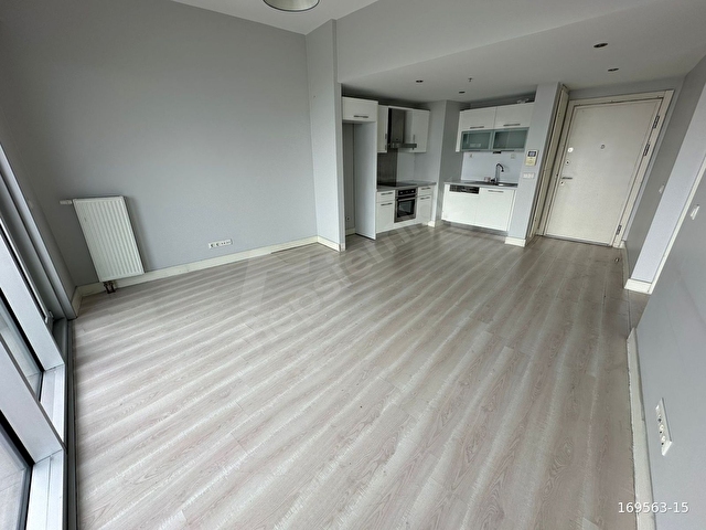 BATIŞEHİR HİRADAN SATILIK 1+1 HAZIR YÜKSEK KAT TEMİZ DAİRE
