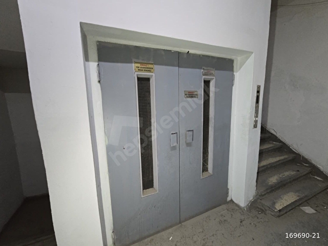ZEYTİNBURNU SATILIK 2000M² 2KATLI,575M2ARSAPAYLI İMALATHANE&DEPO - Görsel 8