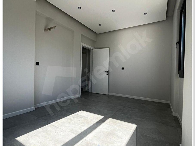 ŞANS KAPINIZI ÇALDI VİLLA KONSETİNDE HUZURU YAKALAYIN 3+1 150m2 SON KALAN DAİRE - Görsel 12