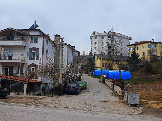 ÖZEVİMDEN SARAÇLAR MAH. CERİTOĞLU YAKINI KRLK GENİŞ 2+1 DAİRE - Görsel 22