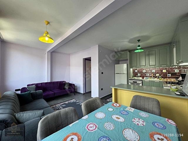 MSGDEN KARŞIYAKADA SAHİLE 400 METRE -MODERN TADİLATLI 2+1 DAİRE - Görsel 3