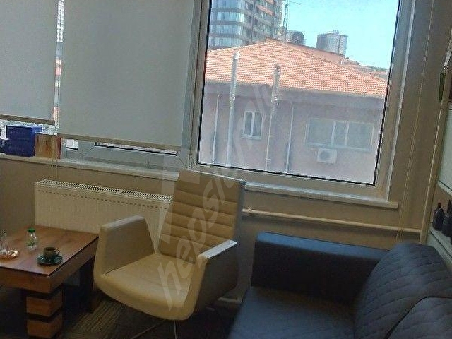 KADIKÖY SALI PAZARINA BAKAN ÇİFT CEPHELİ KİRALIK OFİS -BÜRO - Görsel 6