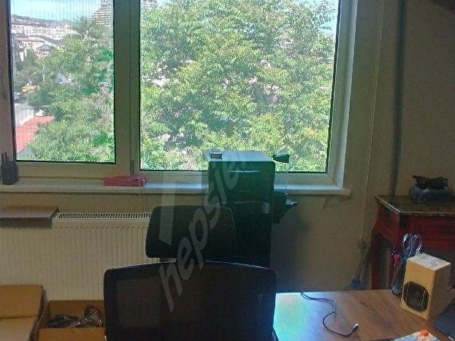 KADIKÖY SALI PAZARINA BAKAN ÇİFT CEPHELİ KİRALIK OFİS -BÜRO - Görsel 12