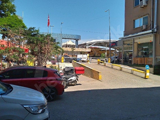 KADIKÖY SALI PAZARINA BAKAN ÇİFT CEPHELİ KİRALIK OFİS -BÜRO - Görsel 30