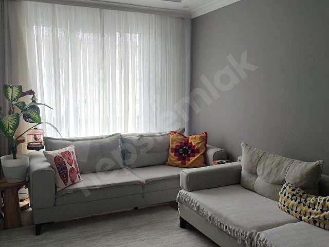 ESENYURT BATALGAZİ MAHALLESİNDE SATILIK YÜKSEK GİRİŞ 2+1 DAİRE