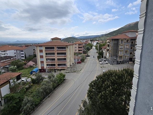 ELPEREK MAH.ELBİRLİK OKULUNA YAKIN ASANSÖRLÜ MANZARALI DAİRE - Görsel 14