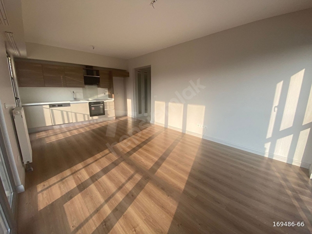 Sur Yapı Şehir Konaklarında Aydınlık,Geniş 2+1 Kiralık Daire - Görsel 3