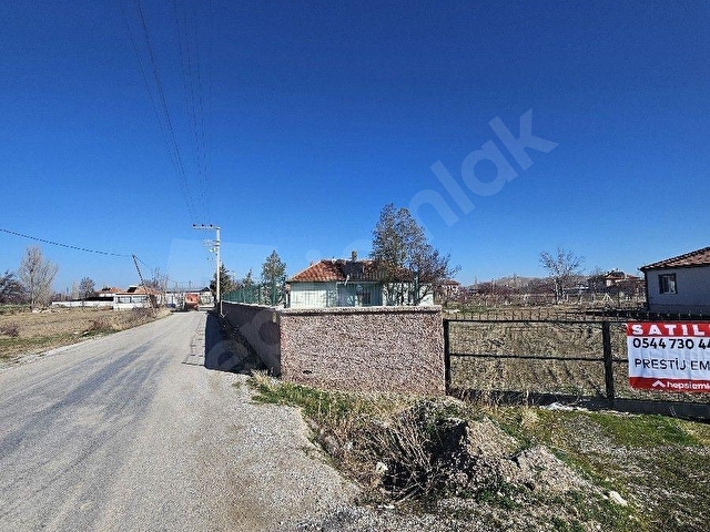 YUNUSLU  MAHALLESİNDE SATILIK  İKİ TARAFI YOL VE DOGALGAZLI  KELPİÇ  EV - Görsel 6
