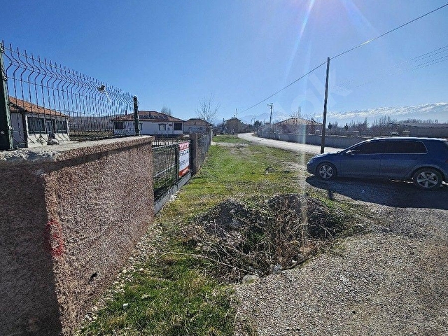 YUNUSLU  MAHALLESİNDE SATILIK  İKİ TARAFI YOL VE DOGALGAZLI  KELPİÇ  EV - Görsel 7