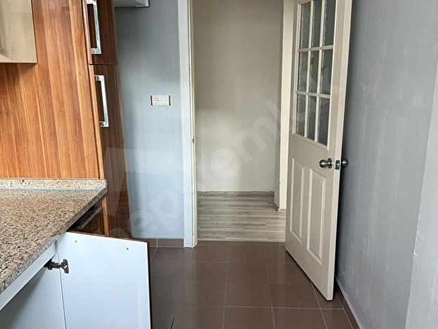 AHMET YESEVİ MAHALLESİNDE SATILIK 2 ADET 1+1 DAİRE - Görsel 11
