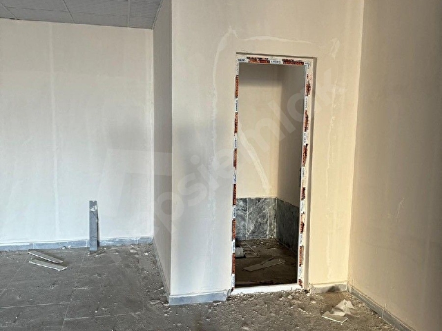 Winstown AVM Arkası İşlek Caddede Serin Milona Site Altı Kiralık - Görsel 3