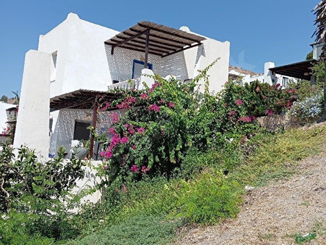 K O D : 2970 BODRUM HÜRPA AKYARLAR(31 MAYIS-14 HAZİRAN) 1+1 ÜST KAT