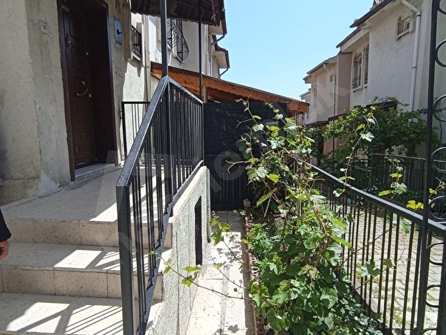 KARDELEN MAHALLESİ 5+1 TRİPLEKS