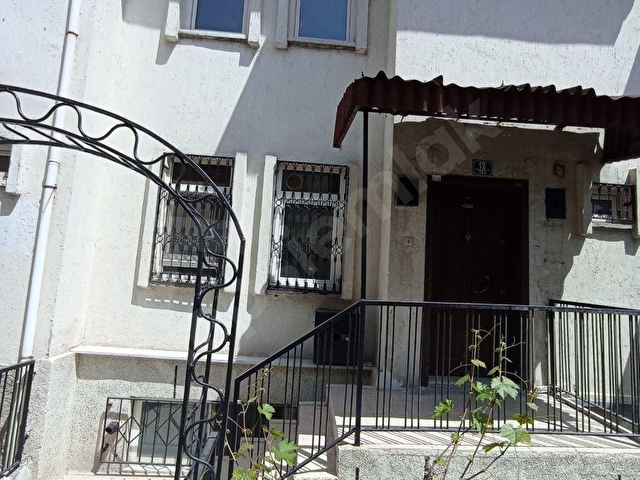 KARDELEN MAHALLESİ 5+1 TRİPLEKS - Görsel 14