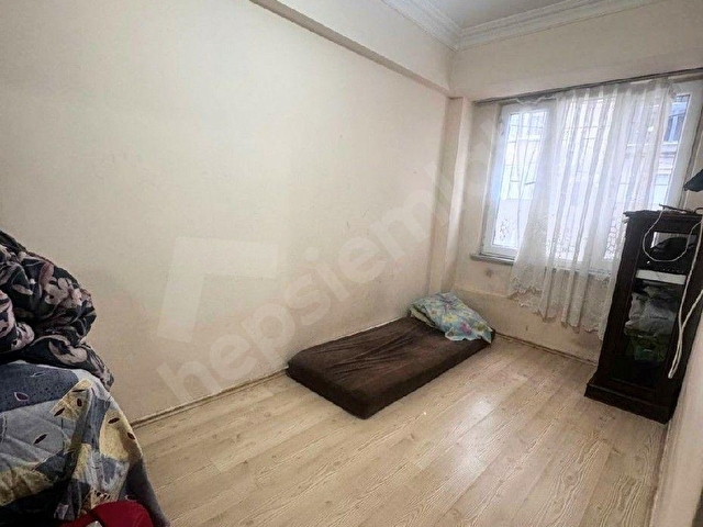Altıparmak selimiye mah. 2+1.80m.girişkat doğalgaz sobalı daire - Görsel 2